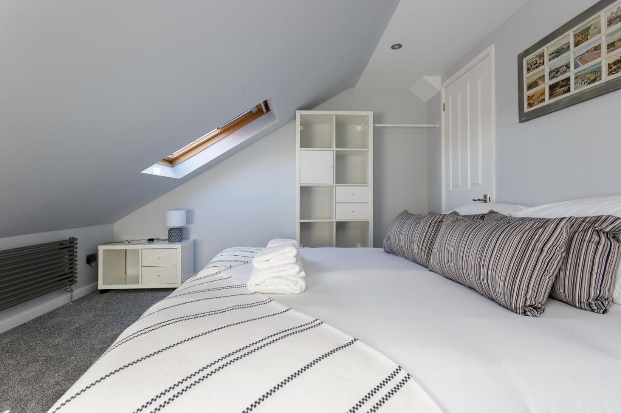 Stopover At Orchard Loft, Cosy And Convenient Portsmouth Exterior photo